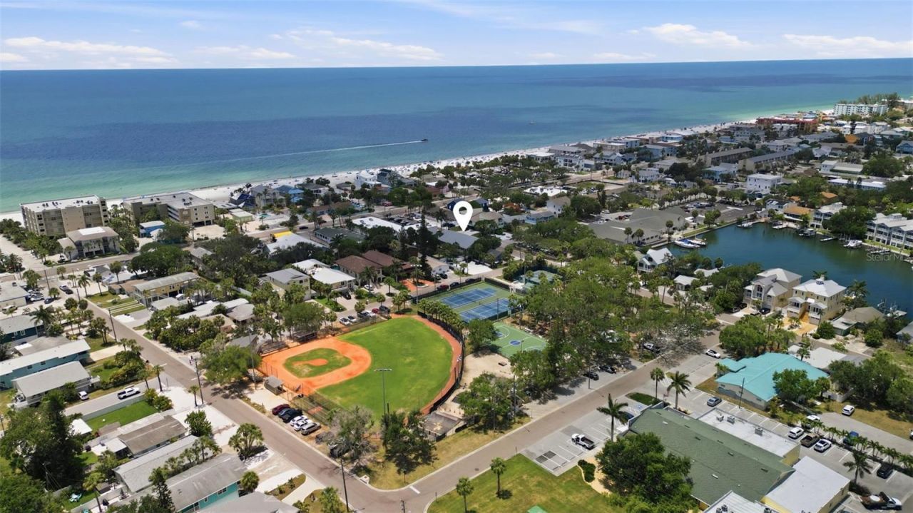 109 16th Avenue, Unit 3, Indian Rocks Beach, FL 33785 Photo