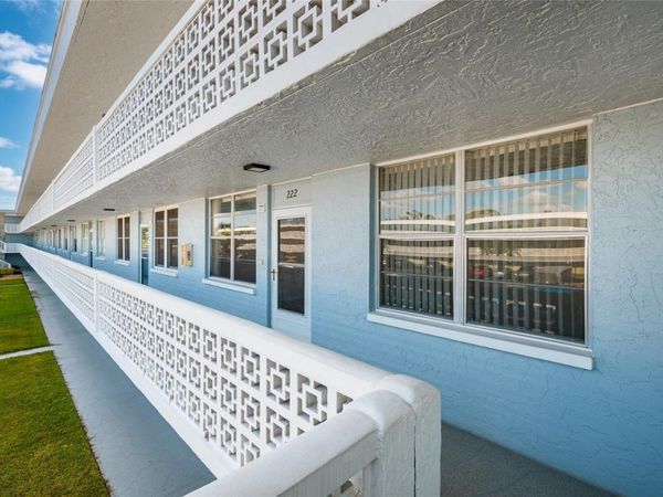 4715 BAY STREET NE, Unit 222, ST PETERSBURG, FL 33703