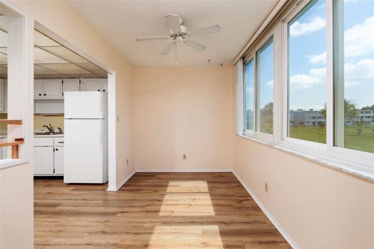 4715 Bay Street Ne, Unit 222, Saint Petersburg, FL 33703 Photo
