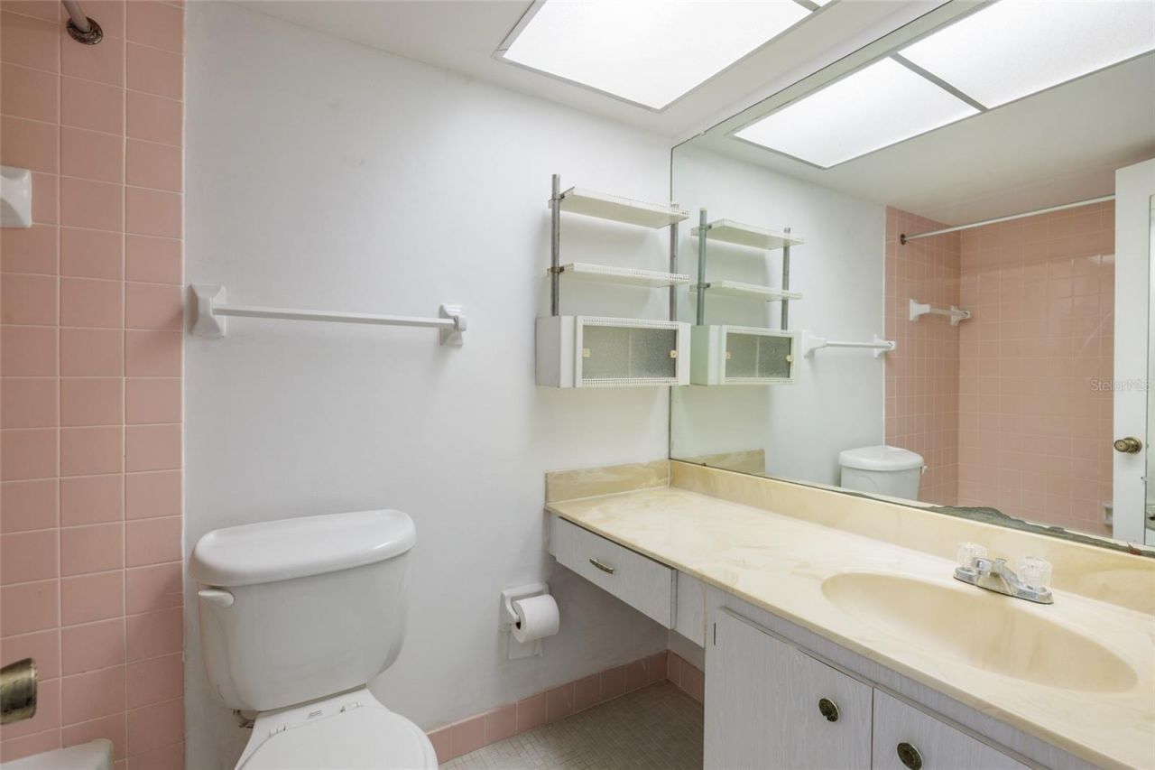 4715 Bay Street Ne, Unit 222, Saint Petersburg, FL 33703 Photo