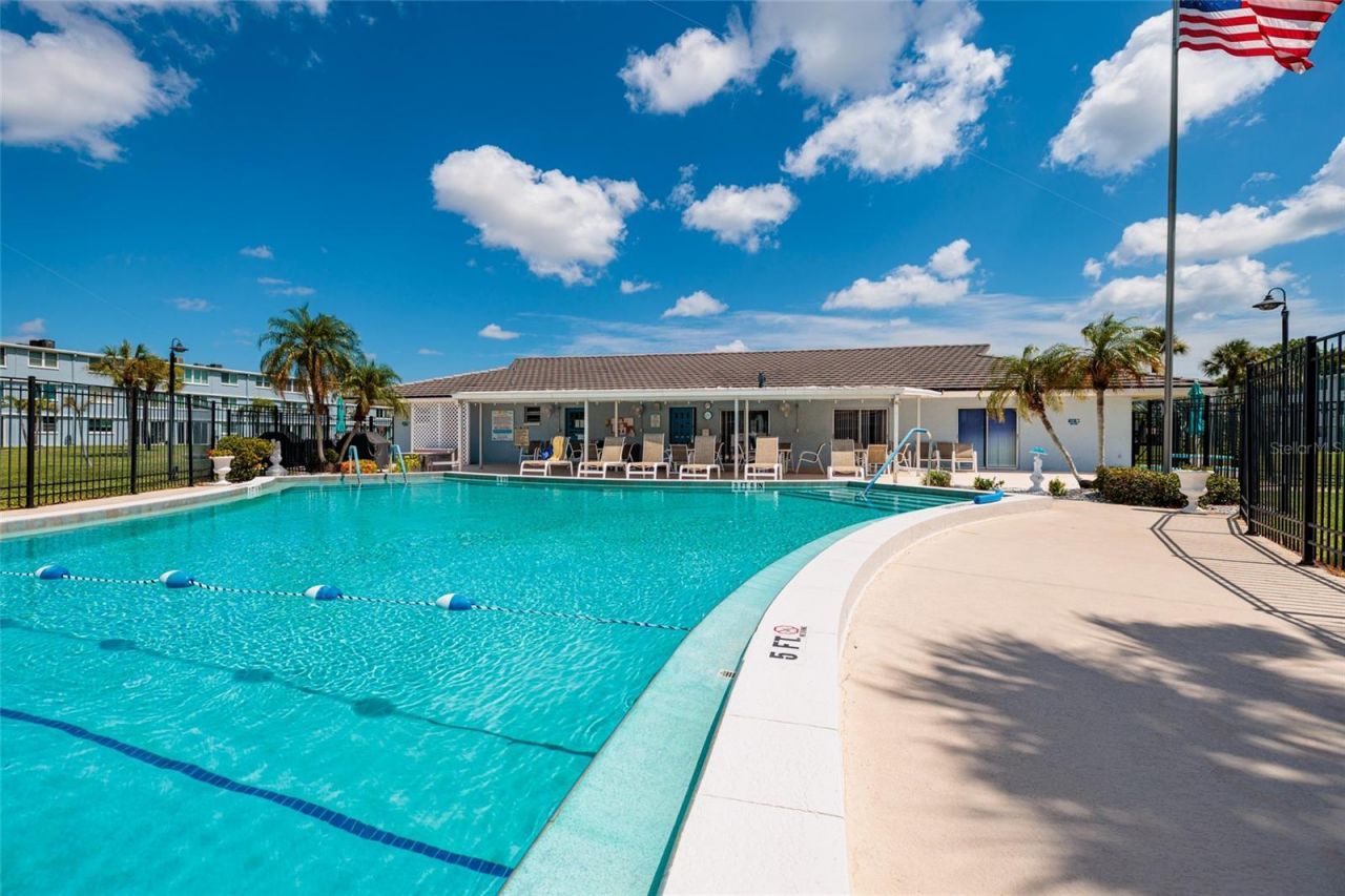 4715 Bay Street Ne, Unit 222, Saint Petersburg, FL 33703 Photo