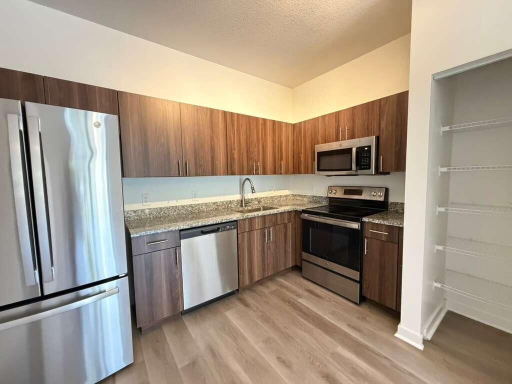 4260 Lakewood Road, Unit 205, Lake Worth Beach, FL 33461 Photo