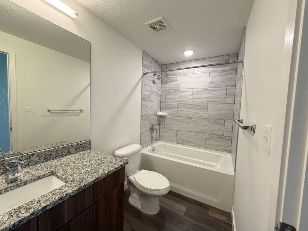 4260 Lakewood Road, Unit 205, Lake Worth Beach, FL 33461 Photo
