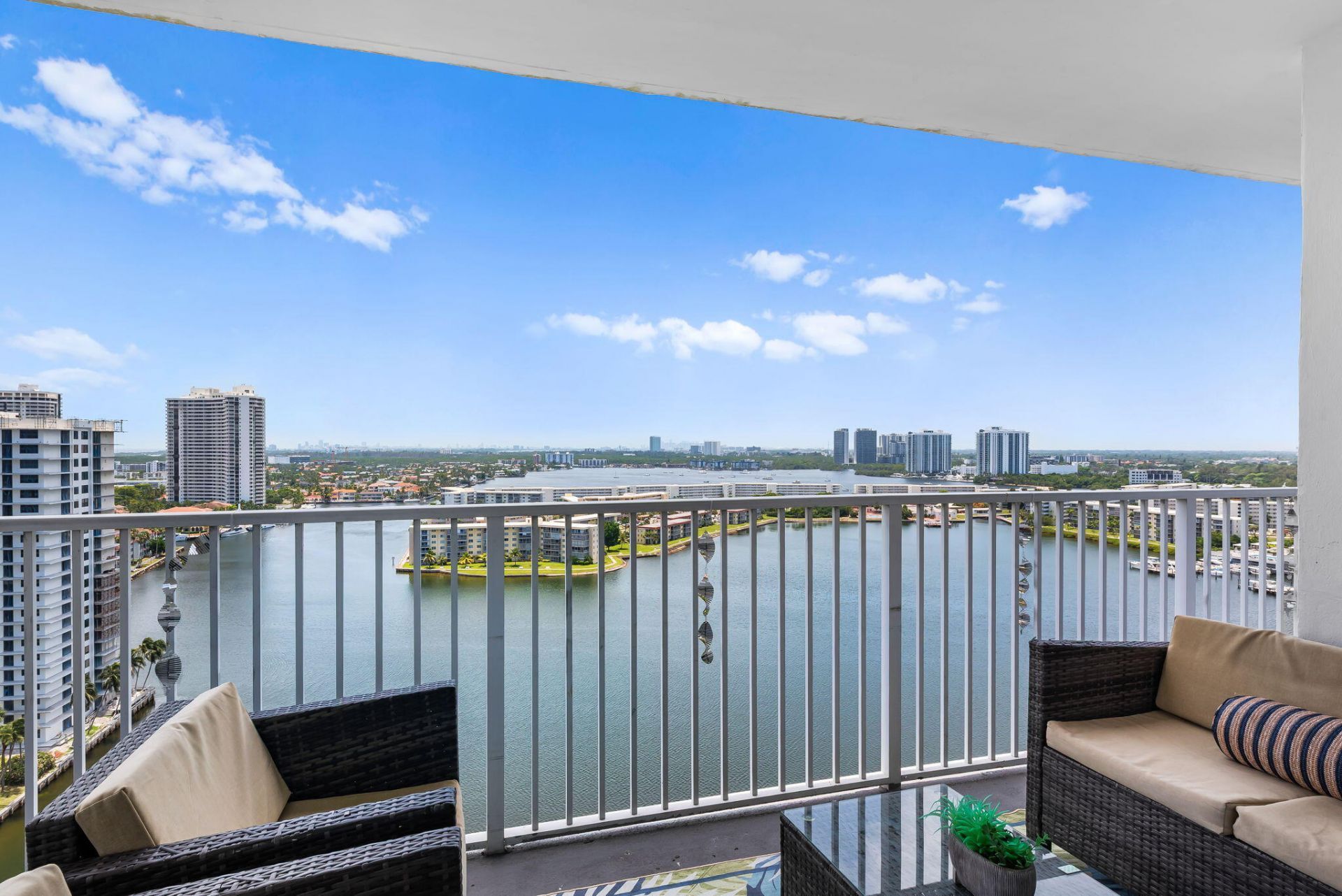2851 NE 183rd Street, Unit 2117, Aventura, FL 33160 Photo
