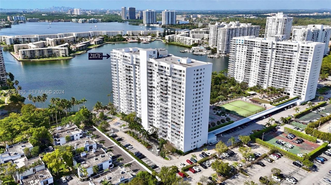 2851 NE 183rd Street, Unit 2117, Aventura, FL 33160 Photo