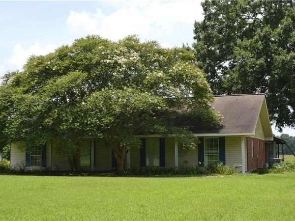 284 CLEMEN LUNEAU Road, Marksville, LA 71351