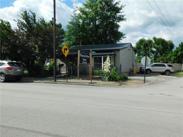 294 E Fayette Street, Uniontown, PA 15401