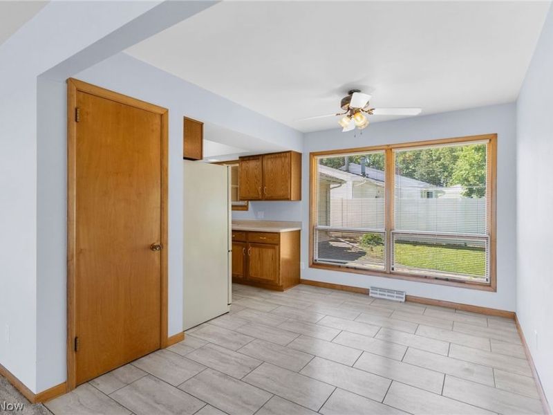253 Earl Drive NW, Warren, OH 44483 Photo 16