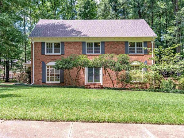 2391 YESTER OAKS DR, Germantown, TN 38139