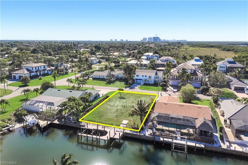 207 6th St, Bonita Springs, FL 34134 Photo