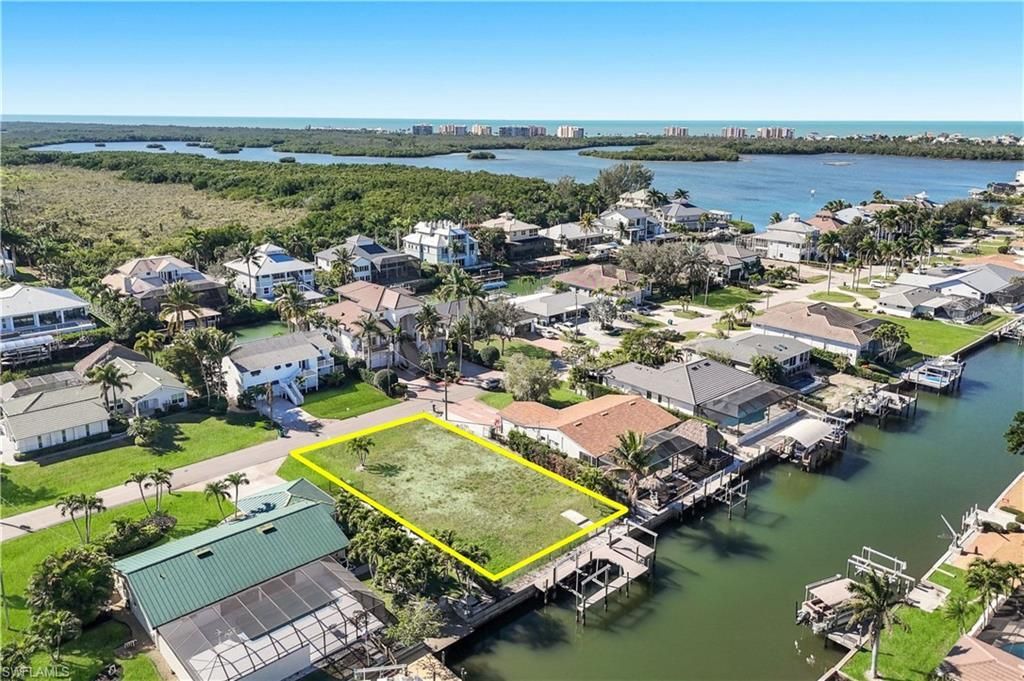 207 6th St, Bonita Springs, FL 34134 Photo