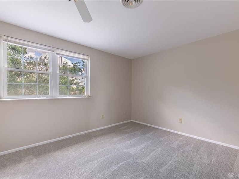 7072 Cliffstone Drive, Huber Heights, OH 45424 Photo 32