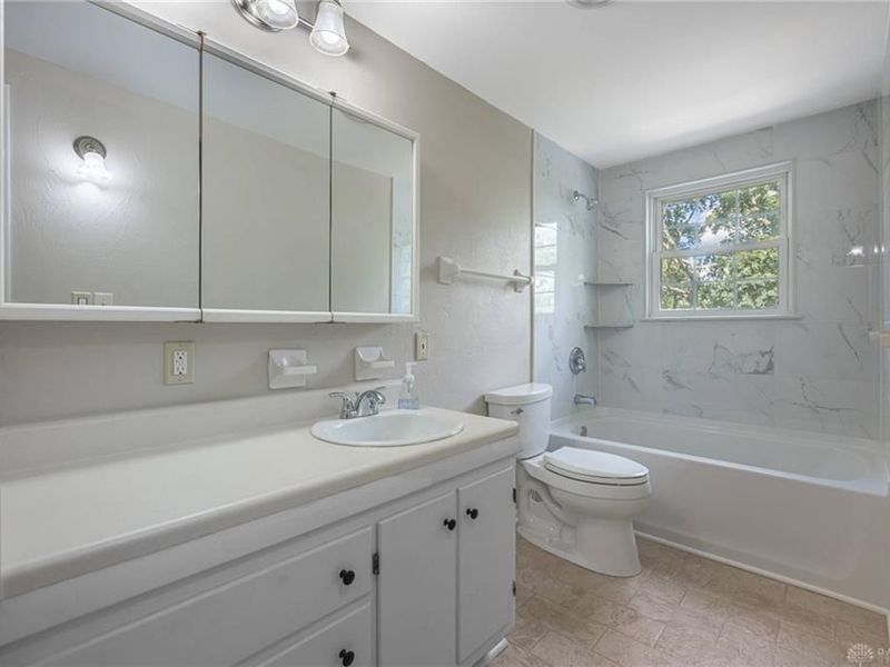 7072 Cliffstone Drive, Huber Heights, OH 45424 Photo 34