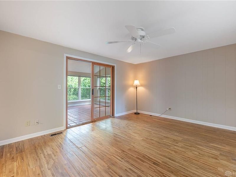 7072 Cliffstone Drive, Huber Heights, OH 45424 Photo 8