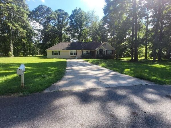 102 Douglas Court, Eatonton, GA 31024
