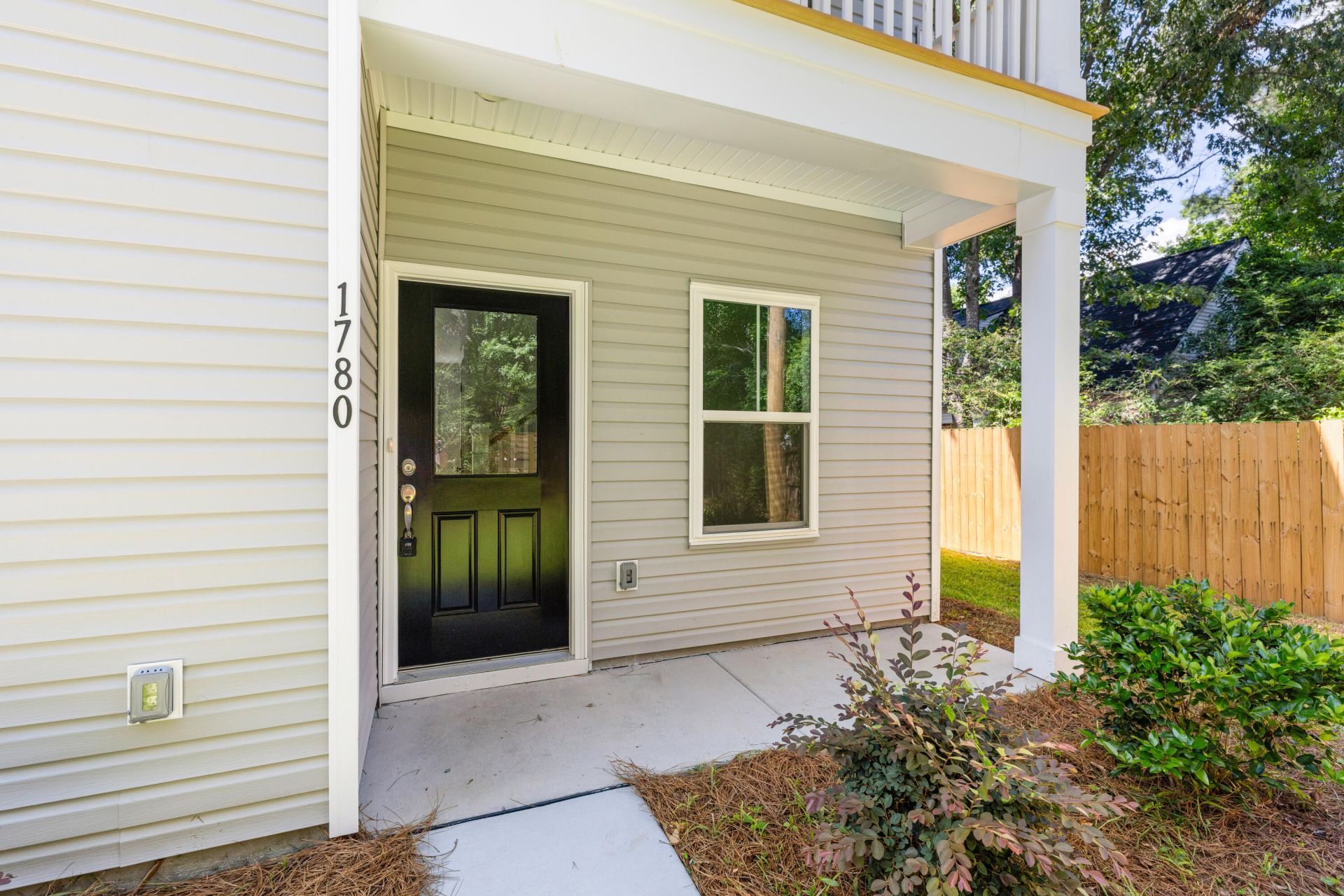 1780 Melody Lane Photo 4