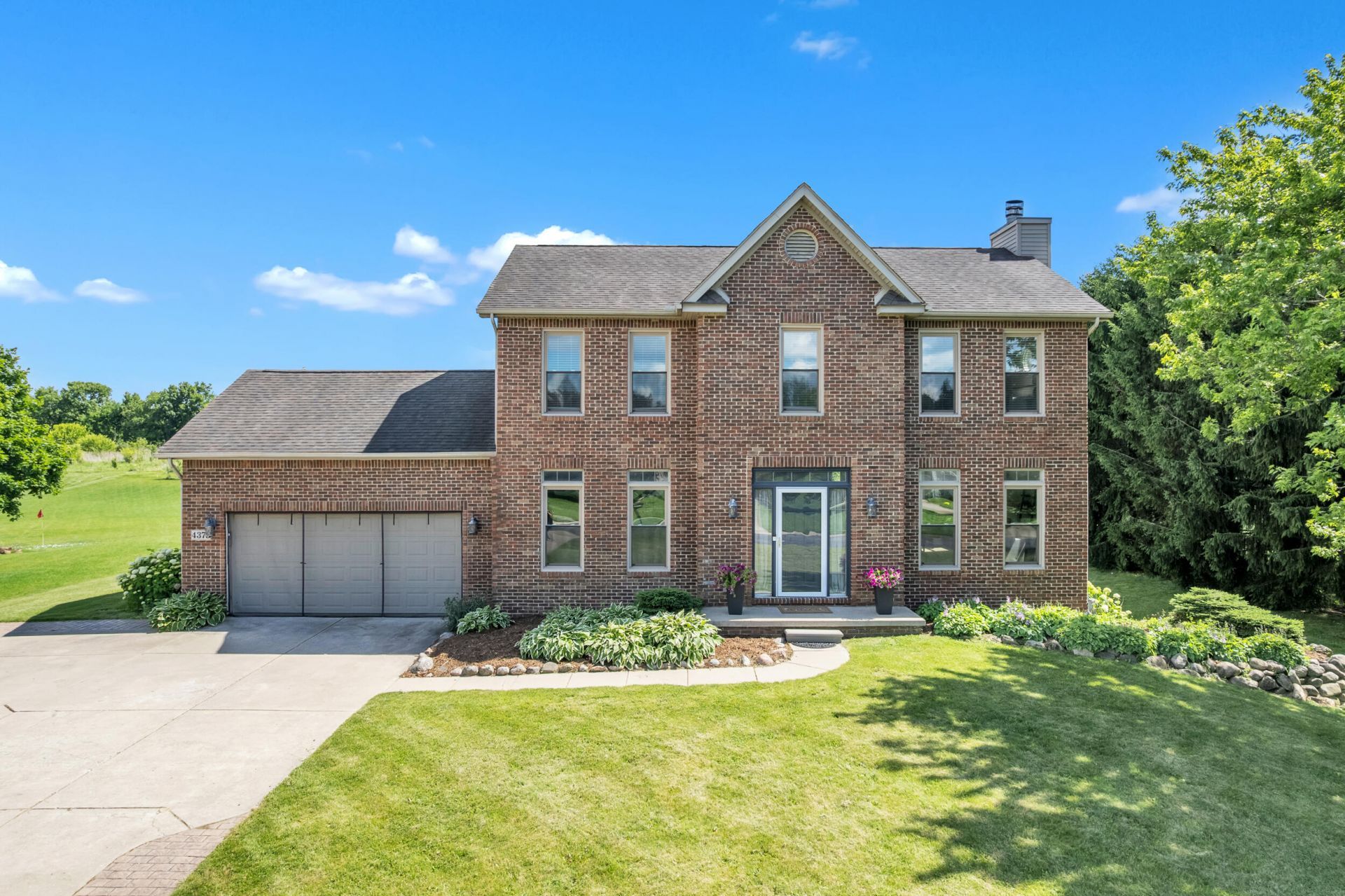 4379 Lori Lynn Lane, Dexter, MI 48130 Main Photo