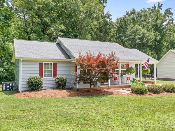 218 Vernon Street , Cherryville, NC 28021