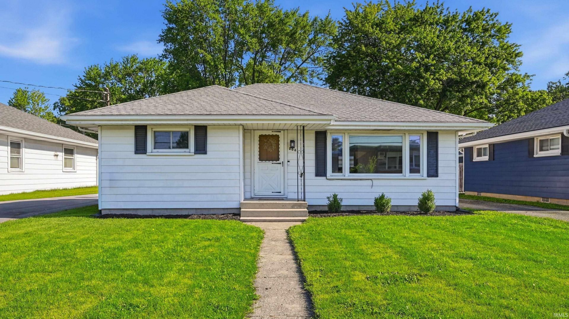 204 W Cromer Avenue, Muncie, IN 47302 Main Photo