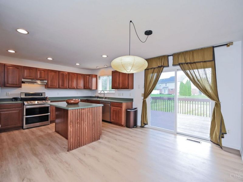 7705 Hunters Trail, Deerfield Twp., OH 45040 Photo 16