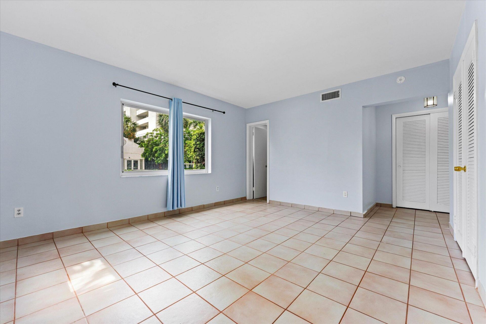 1145 101 St, Unit 1, Bay Harbor Islands, FL 33154 Photo