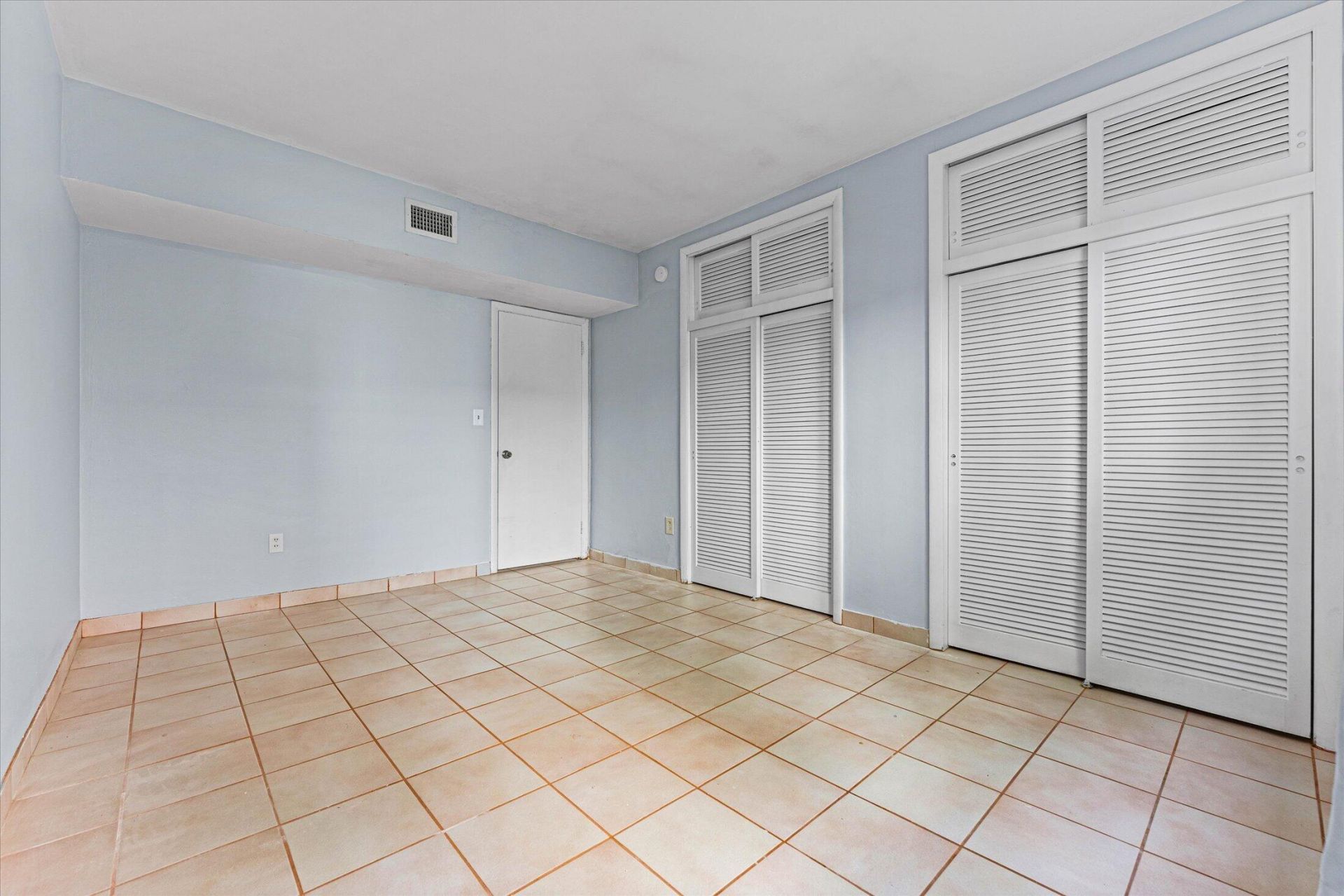 1145 101 St, Unit 1, Bay Harbor Islands, FL 33154 Photo