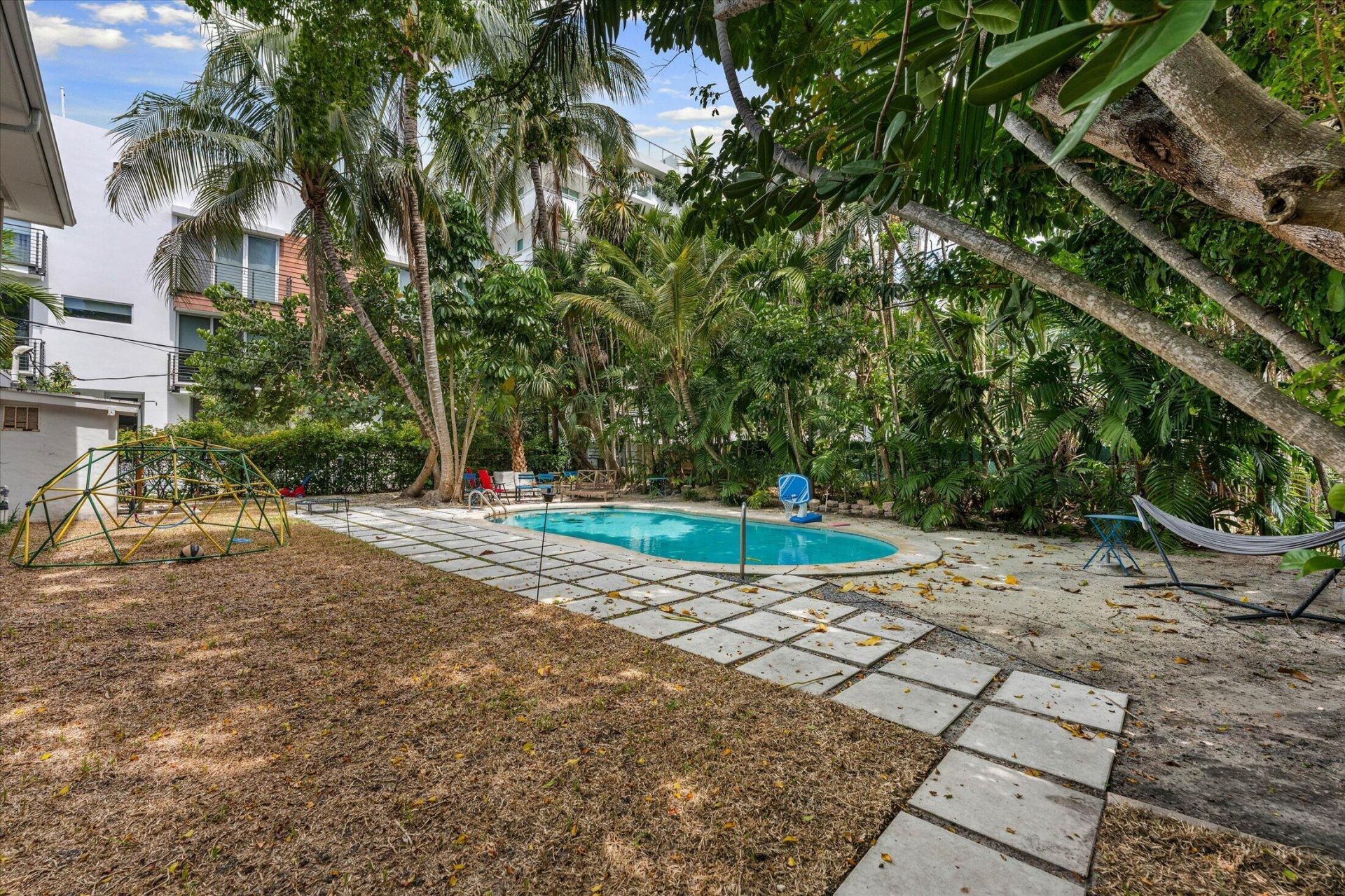 1145 101 St, Unit 1, Bay Harbor Islands, FL 33154 Photo
