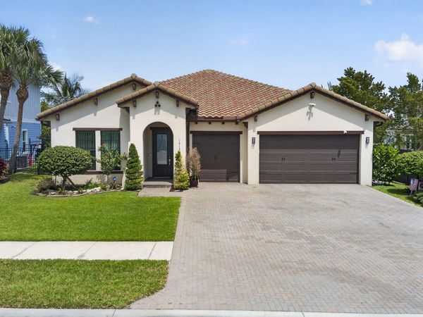 1010 Sweetgrass Street, Loxahatchee, FL 33470