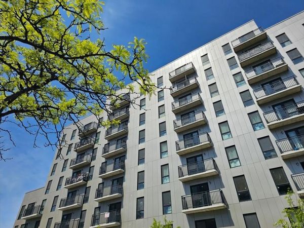 70-25 Queens Boulevard , Unit 7H, Woodside, NY 11377