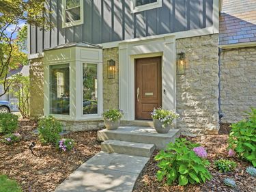 2724 Sherwood Road, Columbus, OH 43209