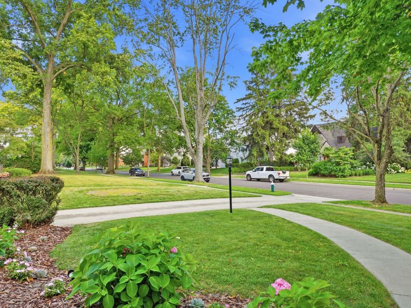 2724 Sherwood Road, Columbus, OH 43209 Photo 69