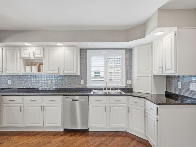 2724 Sherwood Road, Columbus, OH 43209 Photo 7
