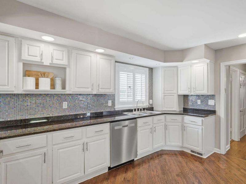 2724 Sherwood Road, Columbus, OH 43209 Photo 8