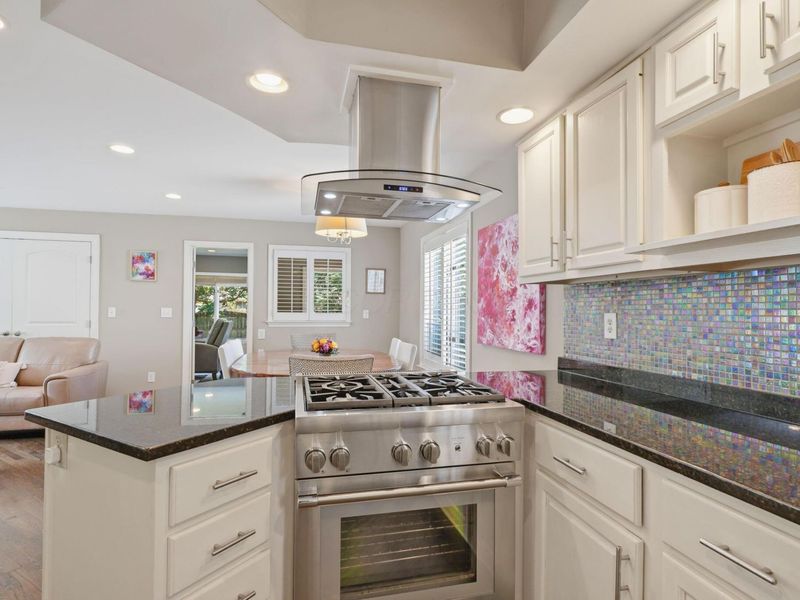 2724 Sherwood Road, Columbus, OH 43209 Photo 9