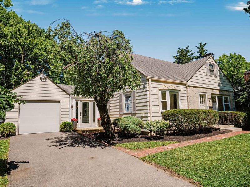 93 N Harding Road, Columbus, OH 43209 Photo 6