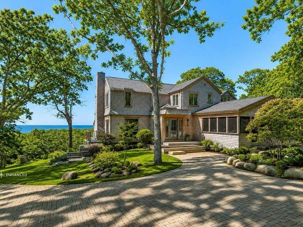 63 Putnam Rd, Chilmark, MA 02535