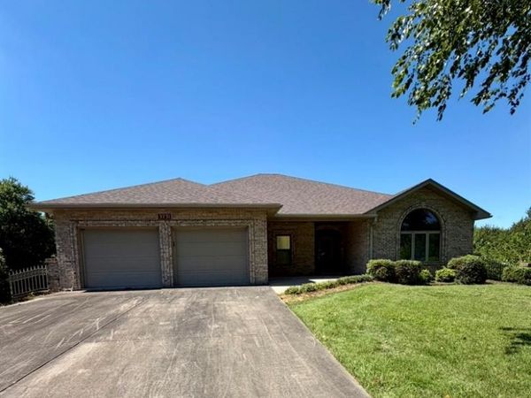 3731 State Highway 72 , Jackson, MO 63755
