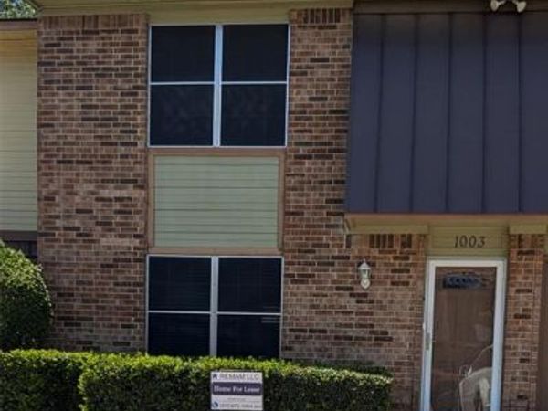 1013 Vedral Place , Cedar Hill, TX 75104