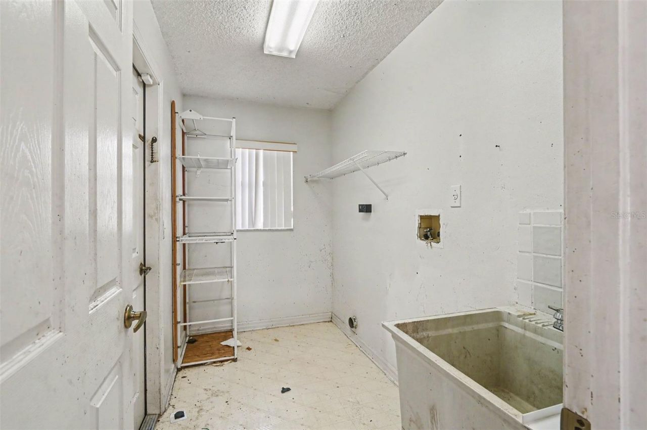 4716 Spaniel Street , Orlando, FL 32818 Photo