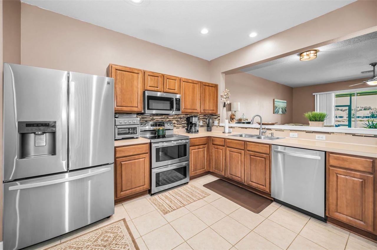 10155 Haverhill Ridge Drive , Riverview, FL 33578 Photo