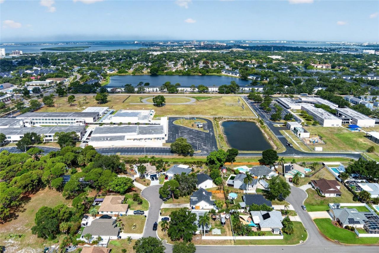 2007 59th Circle S, Saint Petersburg, FL 33712 Photo