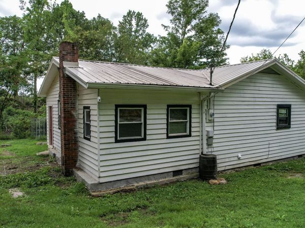 618 Carter Road, Cleveland, TN 37323