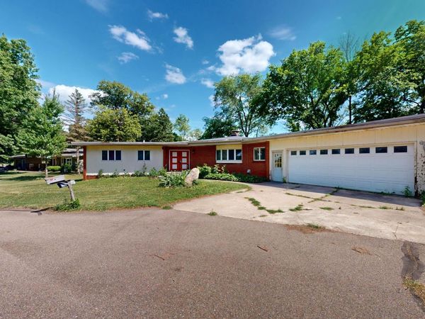 118 Arrowhead Road, Emmons, MN 56029