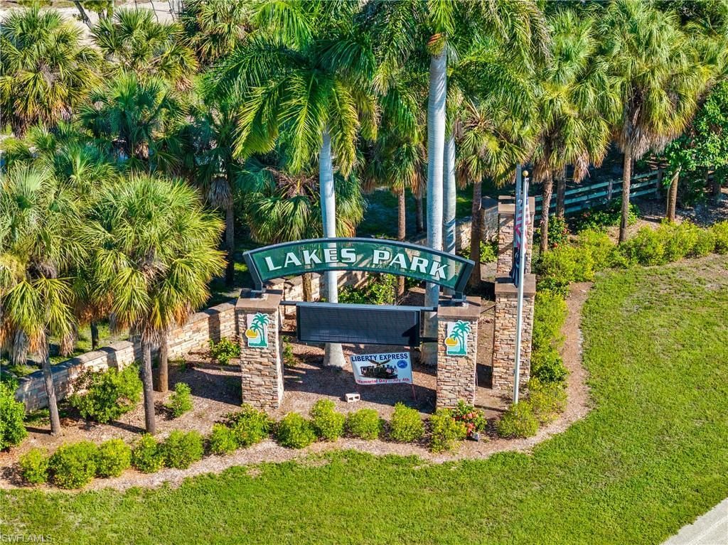 7894 Sandel Wood Cir W, Fort Myers, FL 33908 Photo