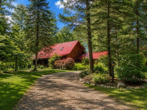 15295 E B Avenue, Augusta, MI 49012