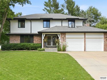 21330 Brentwood Road, Omaha, NE 68022