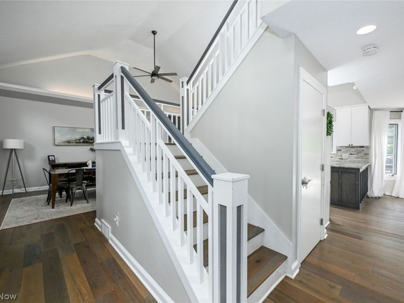 8465 Settlers Passage, Brecksville, OH 44141 Photo 2