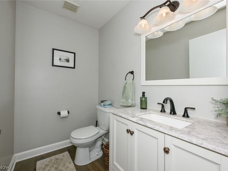 8465 Settlers Passage, Brecksville, OH 44141 Photo 22