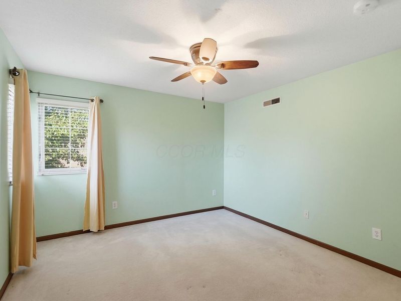 5382 Knotting Woods Drive , Westerville, OH 43081 Photo 43