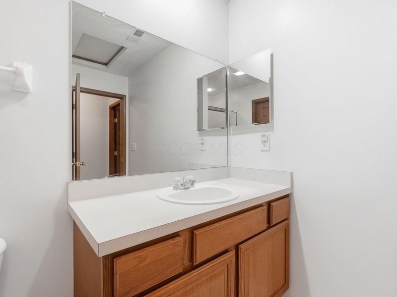 5382 Knotting Woods Drive , Westerville, OH 43081 Photo 46